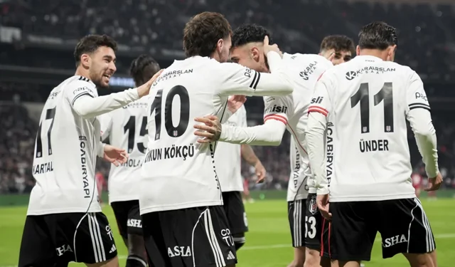 Beşiktaş, Samsunspor'a konuk oluyor: İşte muhtemel 11'ler