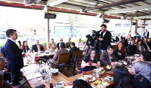 Çankaya’da Bahçelievler esnafıyla geniş katılımlı toplantı