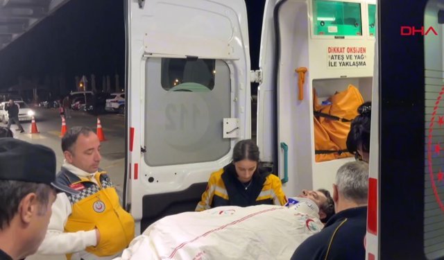 Kaymakamın bulunduğu otomobil kafa kafaya çarpıştı: 1 ölü