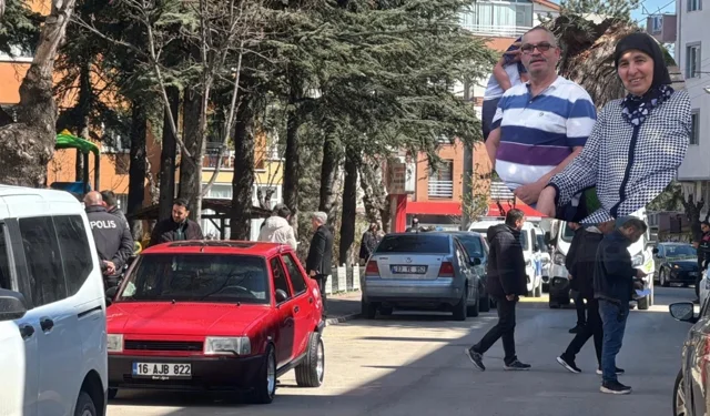 'Halı çırpma' kavgasında kan aktı: Yaşlı çift öldürüldü