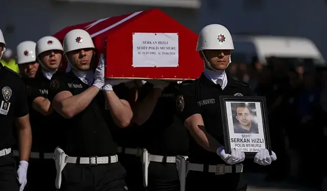 İzmir'deki kazada şehit olan polis memuru için tören düzenlendi