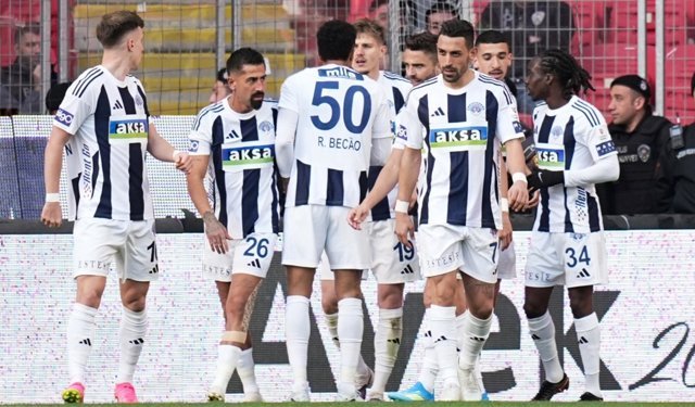 Kasımpaşa, Alanyaspor'u tek golle geçti