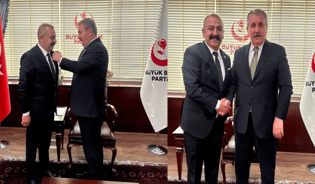 'Kolpaçino' filmiyle yıldızı parlayan oyuncu siyasete atıldı!