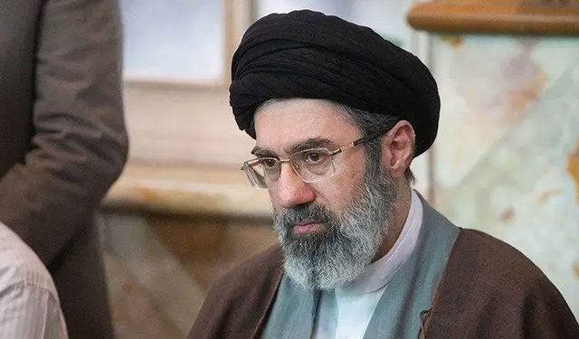 İran dini lideri Hamaney'den açıklama