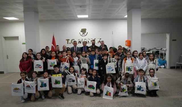Mamak Belediyesi’nden öğrencilere sıfır atık eğitimi: Hem öğrendiler hem tasarladılar