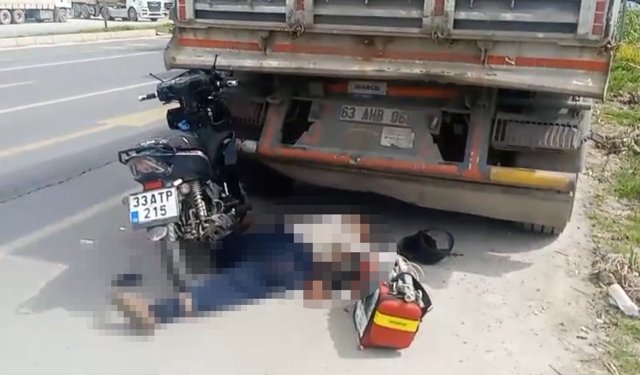 Kullandığı motosikletle kamyona çarpan 80 yaşındaki kişi hayatını kaybetti