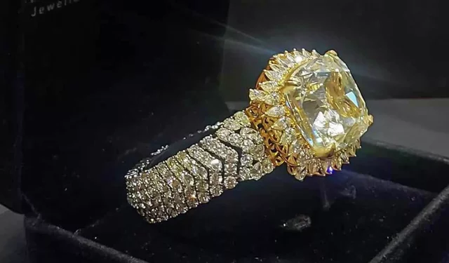 Kapalıçarşı’da 80 karat pırlanta operasyonu!