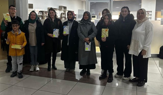 Pursaklar Belediyesi en çok kitap okuyan okurlarını ödüllendirdi