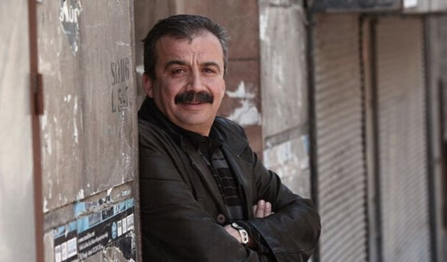 Sırrı Süreyya Önder anısına 'barış' temalı öykü yarışması