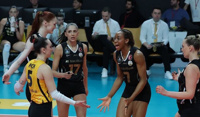 VakıfBank, Sultanlar Ligi’nde finale yükseldi