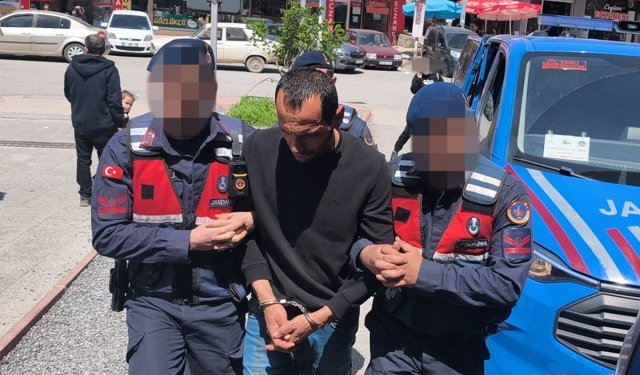 Tartıştığı eşini başından vurarak öldüren koca tutuklandı