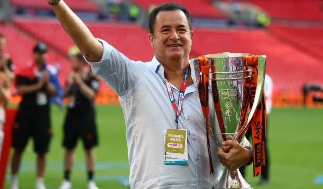 Hull City'de Acun Ilıcalı'dan bir transfer daha