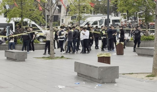 Palalı saldırgana polis ateşi: Zanlı ve çevredeki 3 kişi yaralandı