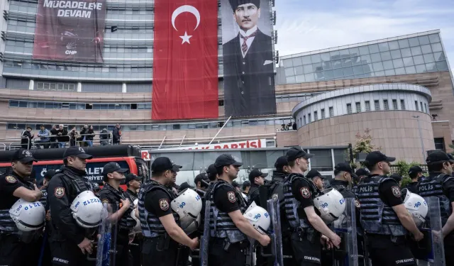 CHP'nin programı belli oldu: Hangi partilerle bayramlaşma yok?