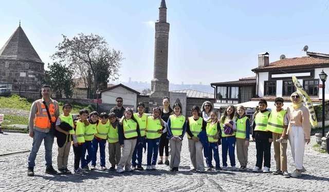Çocuklar Ankara’nın tarihini yerinde keşfetti