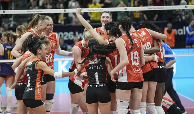 CEV Şampiyonlar Ligi'nde 'Türk' finali: Saat kaçta, hangi kanalda?