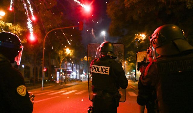 Fransa'da Şampiyonlar Ligi kutlamaları olaylı bitti: 457 gözaltı