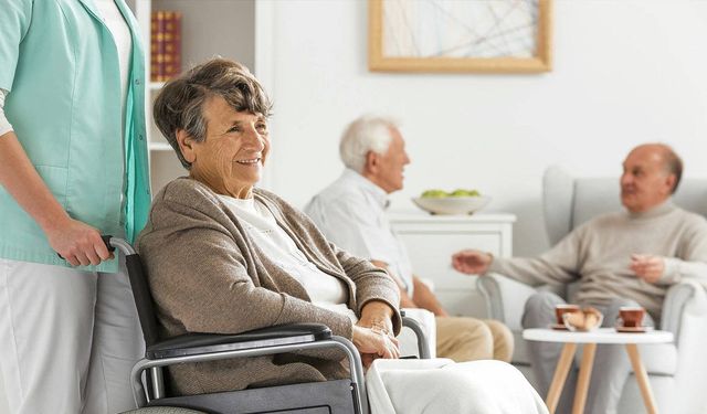 Huzurevlerinde yeni dönem: Yeni yönetmelik yürürlüğe girdi