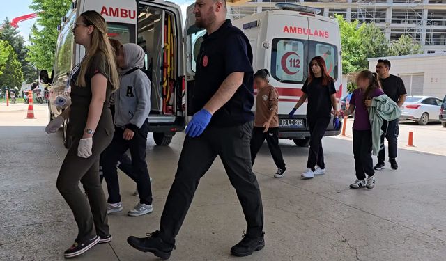 'İndirimli' çiğ köfte yiyen 28 öğrenci hastanelik oldu