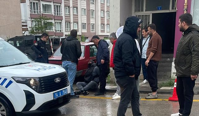 Kendisini uyaran polise saldıran yabancı uyruklu şahıs gözaltına alındı