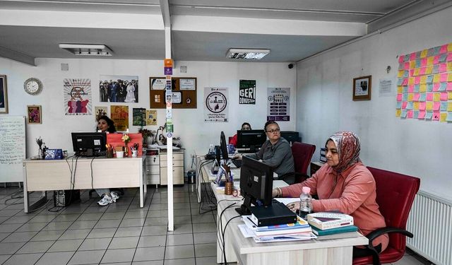 Ankara’da kadın dostu uygulamalar: Başkentli kadınlara 7/24 destek