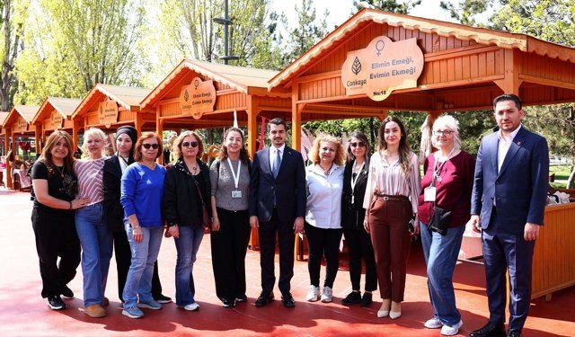 Hüseyin Can Güner’den Kadın Emeği Pazarı’na ziyaret