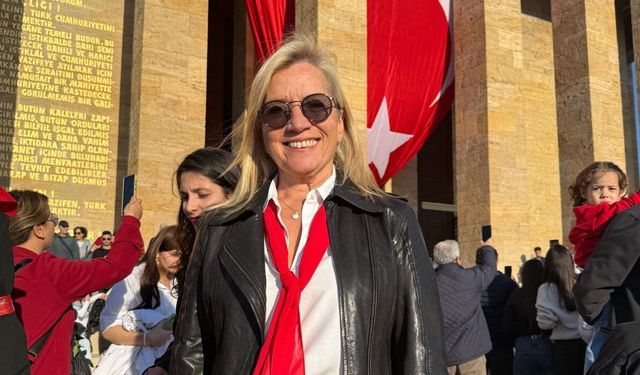 TÜKD'nin 'Genç Meşaleleri' Atatürk Devrimlerini aydınlık geleceğe taşıyor