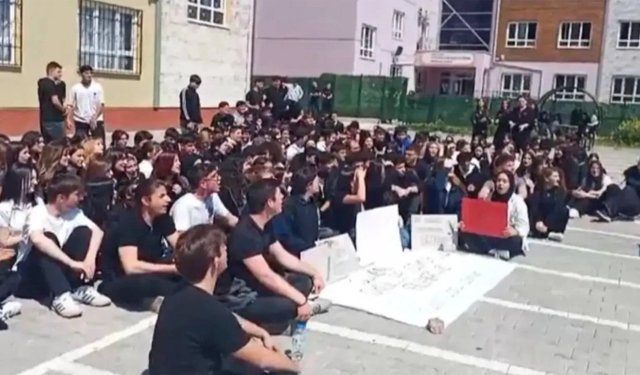 Okul saldırılarını protesto eden öğrenciler hakkında soruşturma başlatıldı