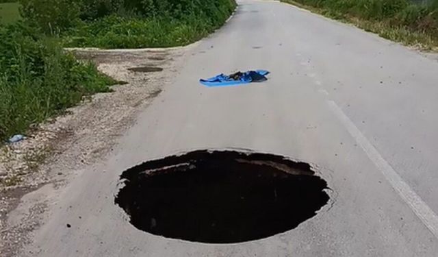 Sağanak nedeniyle yol çöktü!