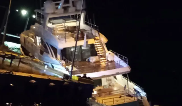 Lüks yat yan yattı: 6 mürettebat son anda kurtarıldı!