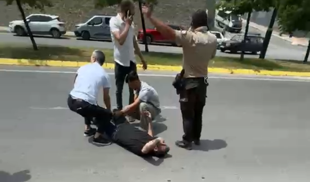 Kocaeli Gebze Adliyesi önünde silahlı saldırı