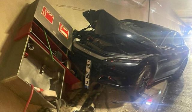 Avrasya Tüneli’ni su bastı, yol trafiğe kapatıldı!