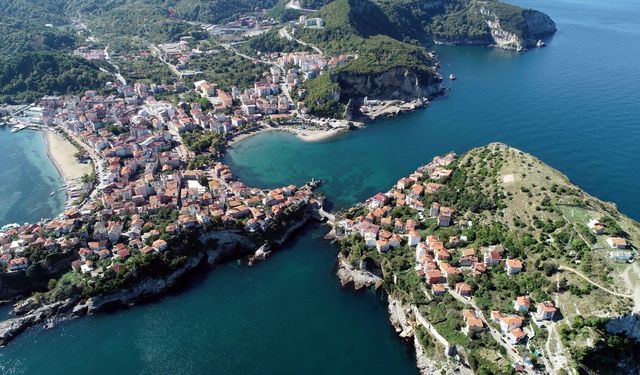 Bayram tatilinde 6 bin nüfuslu ilçeye 182 bin kişi geldi