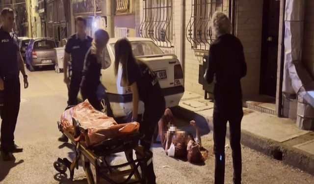 Bursa'da oğlu tarafından bıçaklanan kadın öldü