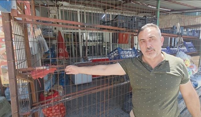 Maske takan kadın, marketi kundaklayıp kaçtı!