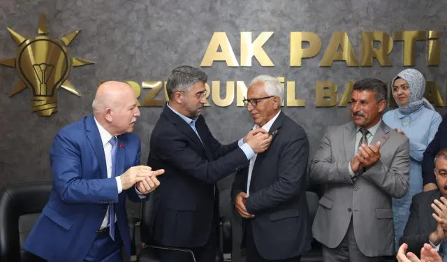 CHP’den istifa eden meclis üyesi AK Parti’ye geçti