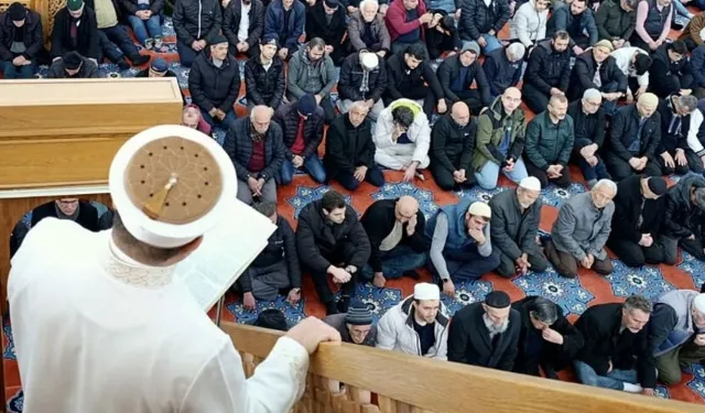 Diyanet’ten Cuma hutbesi: ‘Çocuk sahibi olun, rızkı Allah verir’
