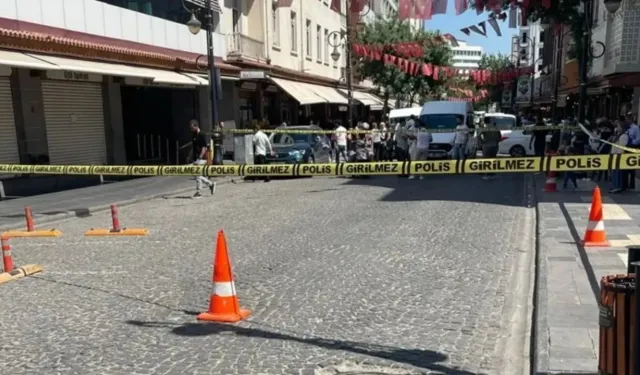 Diyarbakır'da Koç Holding'e ait bankaya silahlı saldırı