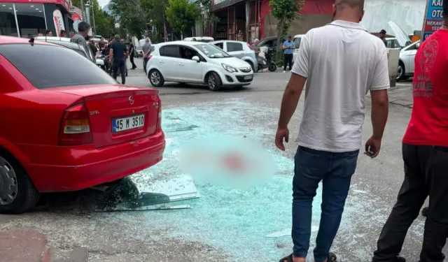 Üzerine cam devrilen 18 yaşındaki işçi, hayatını kaybetti