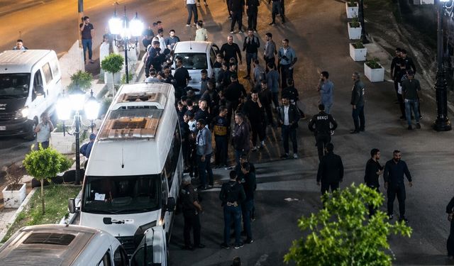 Kına gecesinde damat ve gelin tarafı birbirine girdi: 8 yaralı