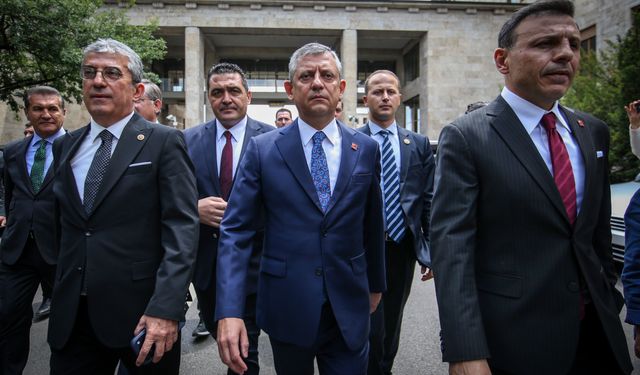 Abdülkadir Selvi, Özgür Özel’in kurmak istediği partiye vereceği iki ismi açıkladı