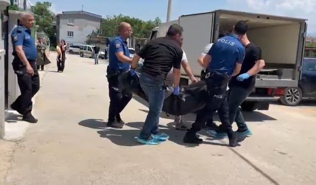 Tartıştığı eşini 10 yaşındaki oğlunun gözü önünde öldürdü!