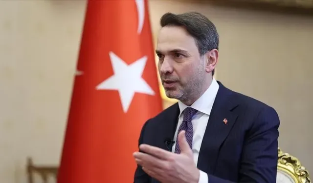 Bakan Bayraktar: Yenilenebilir enerjide yeni bir yatırım dönemine kapı aralıyoruz