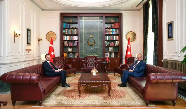 Basın İlan Kurumu Genel Müdürü Çay, Vali Canbolat’ı ziyaret etti