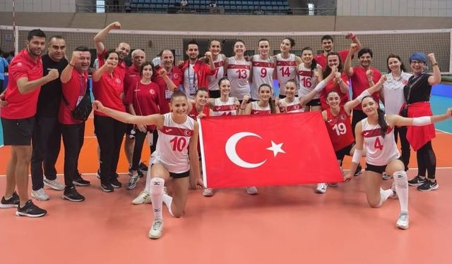 Dünya Liseler Arası Voleybol Şampiyonası'nda TVF ve Okyanus Koleji finale çıktı