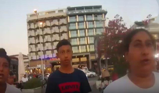 Zabıta memurunu darbeden 2 kadın dilenci tutuklandı