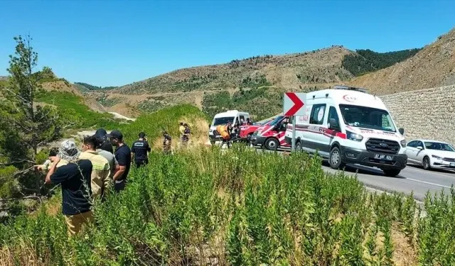 Manavgat’ta otomobil uçuruma yuvarlandı: 5 ölü, 2 yaralı