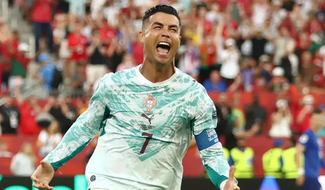 Portekiz basını Cristiano Ronaldo'nun milli takımı bıraktığını duyurdu