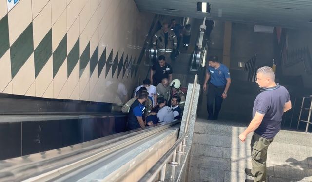 Gayrettepe Metro İstasyonu'nda korku dolu anlar: Görme engelli, raylara düştü