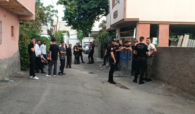 Annesini öldürüp çöp konteynerine atan şahıs, polise teslim oldu